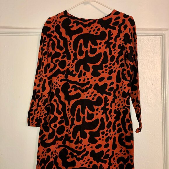 Nooworks Orange and Black Mod Shift Dress - Picture 2 of 5